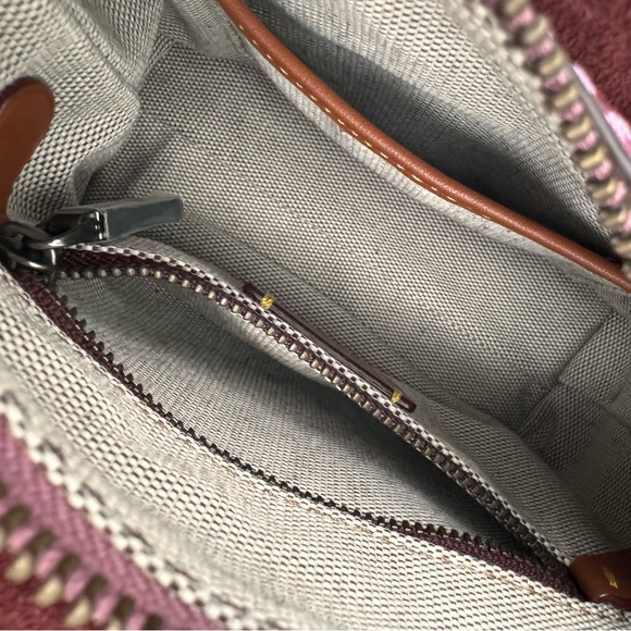 Coach 1941 Rogue 17 Primrose - Picture 11 of 12